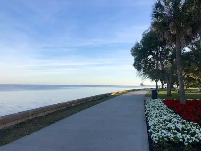 running path along the waterfront