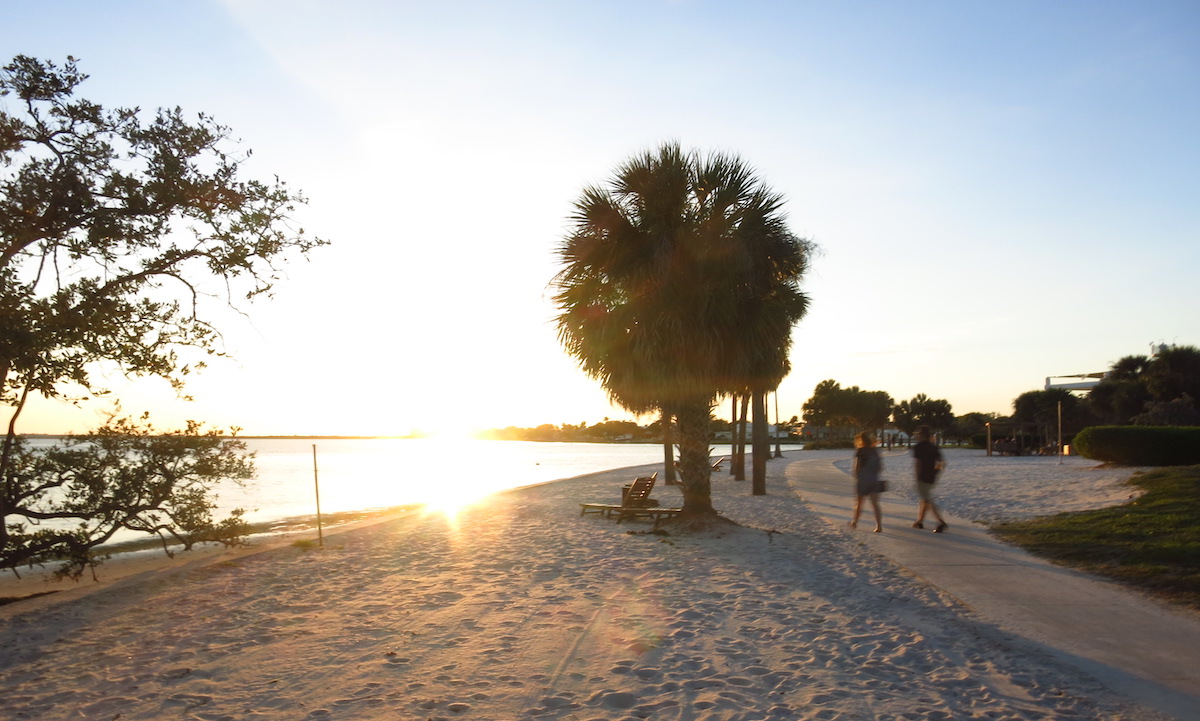 Eckerd receives federal grant to reduce single-use plastics on campus -  News