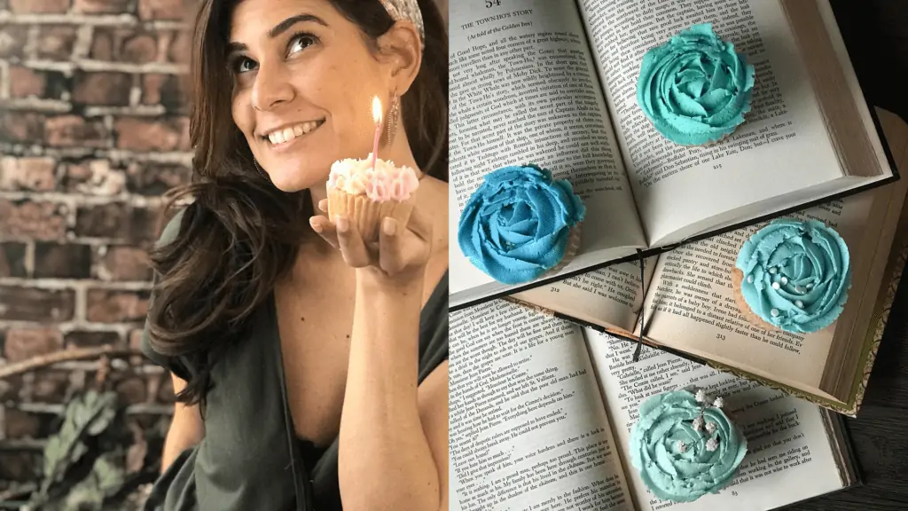 Photo of cupcakes baked to look like flowers