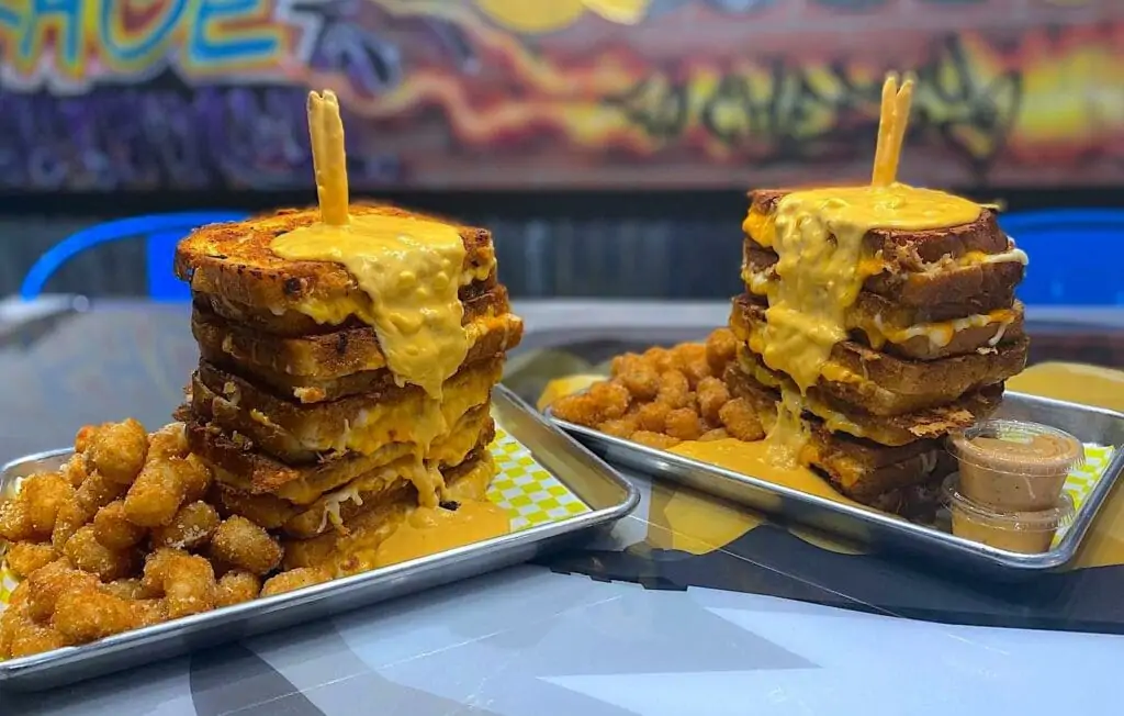 triple layer Mac and cheese
