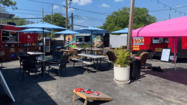 The St. Pete Social food truck lot