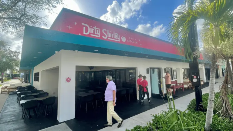The exterior of Dirty Shirley