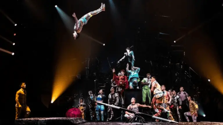 Performers at Cirque du Soleil