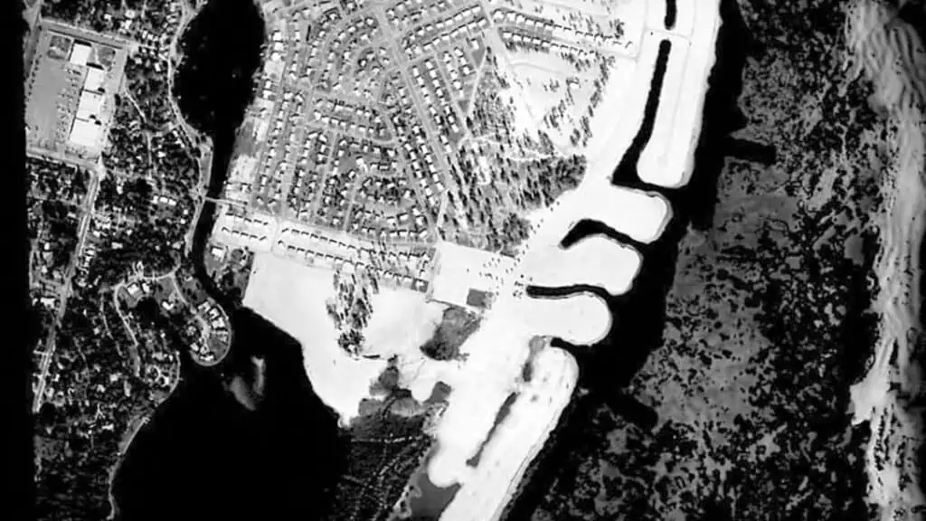 Arial view of Lewis Island (Coquina Key) in 1959 showing shopping plaza in upper left.