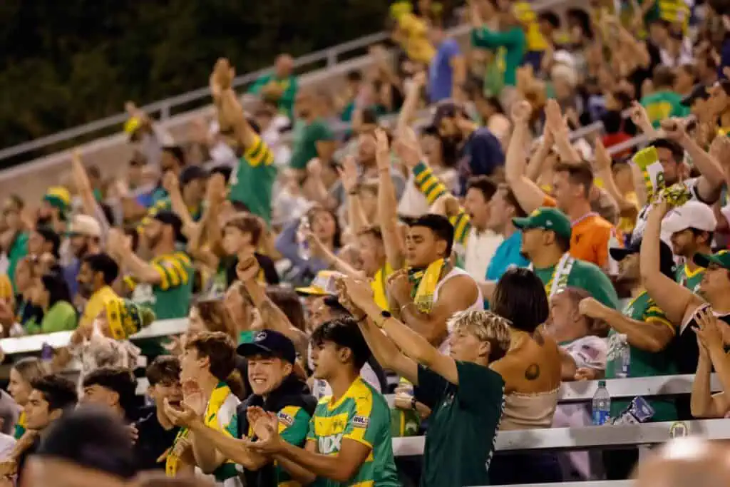 cheering fans at a tampa bay rowdies game