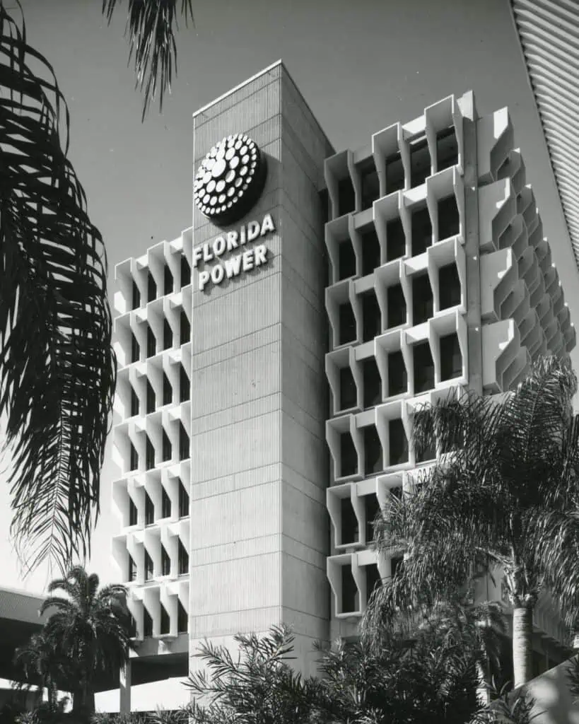 Black and white photo of a tall office building, the 1972 headquarters of Florida Power