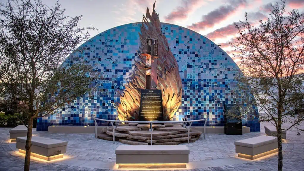 A monument at dusk