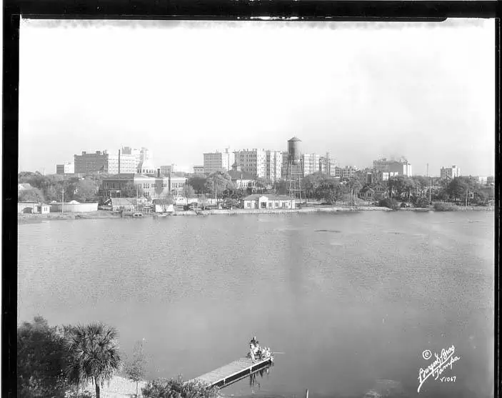 Historic black and white arial photo of Mirror Lake and downtown.