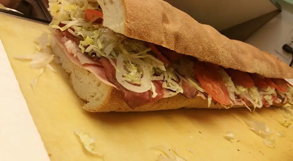 sandwich on long roll