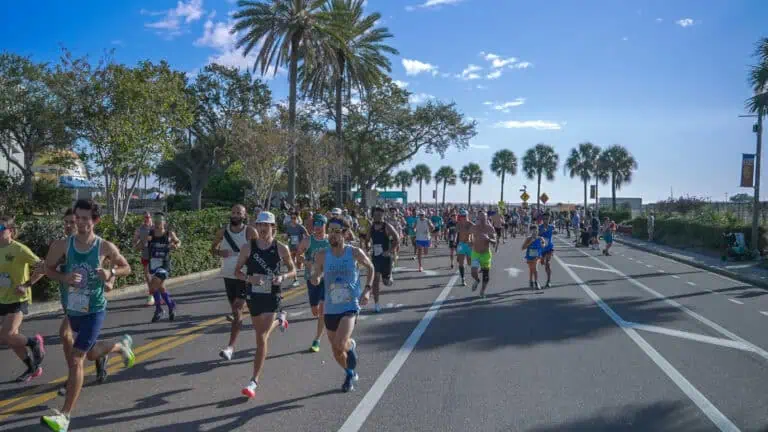 People running a race