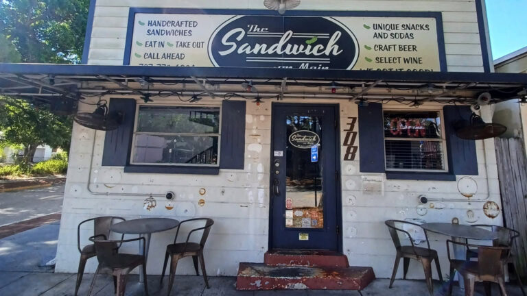 Exterior of sandwich on main restaurant