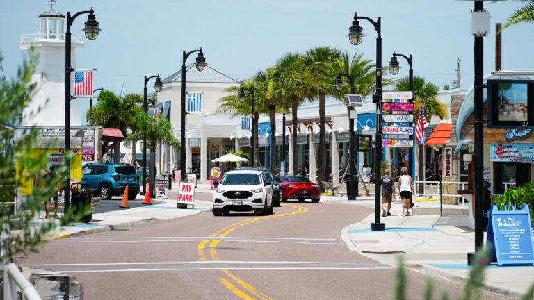 A street view of Tarpon Springs